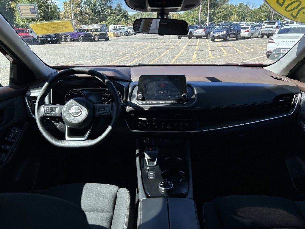 Certified 2023 Nissan Rogue S AWD/4WD image 19