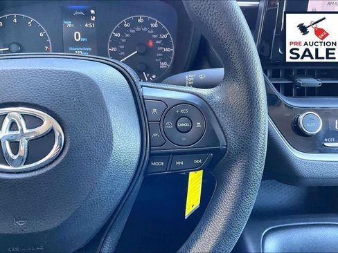 Used 2023 Toyota Corolla LE FWD image 19