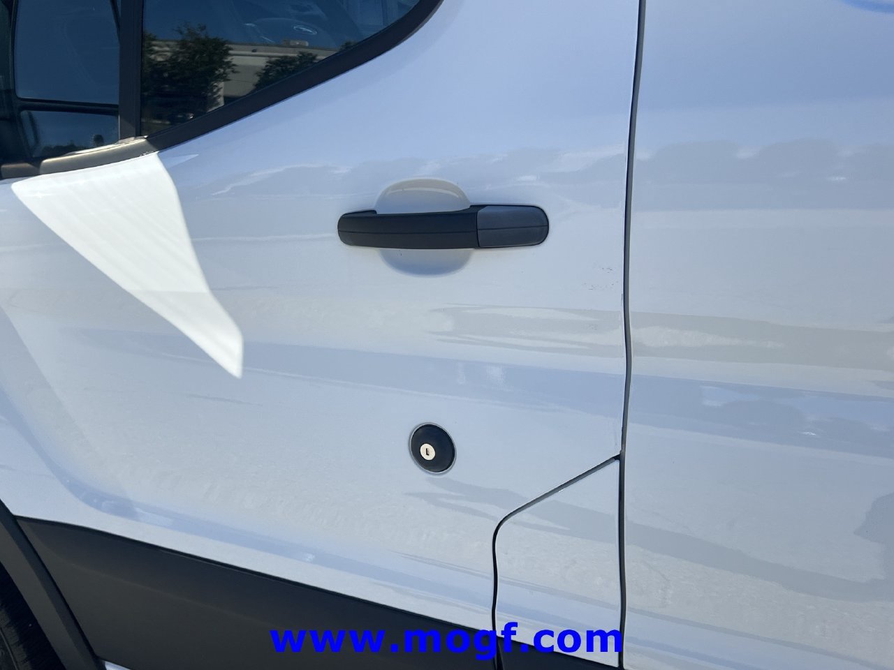 Used 2025 Ford Transit 250 Low Roof w/ Exterior Upgrade Package RWD image 27