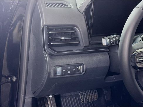 New 2026 GMC Terrain AT4 w/ Convenience Package III AWD/4WD image 4