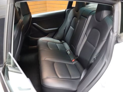 Used 2023 Tesla Model 3 Standard Range image 41