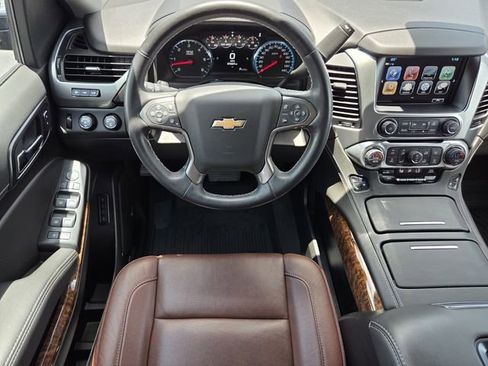 Used 2020 Chevrolet Tahoe Premier w/ Premier Plus Edition AWD/4WD image 16