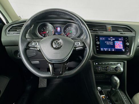 Used 2019 Volkswagen Tiguan SE FWD image 10