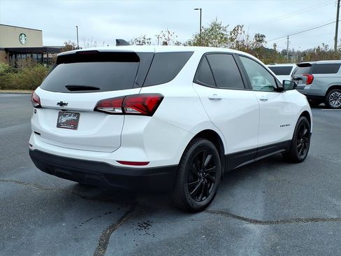 Certified 2024 Chevrolet Equinox LS w/ LS Convenience Package image 19