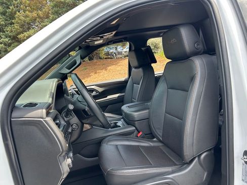 Used 2024 Chevrolet Tahoe High Country AWD/4WD image 44