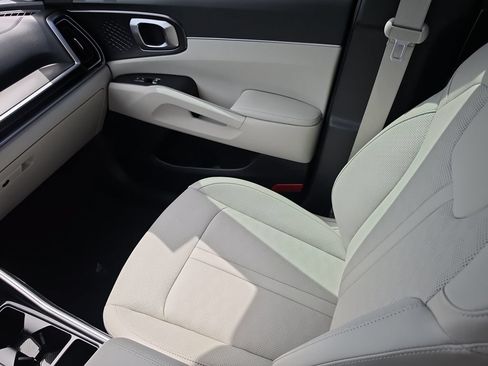 New 2026 Kia Sorento S FWD image 15