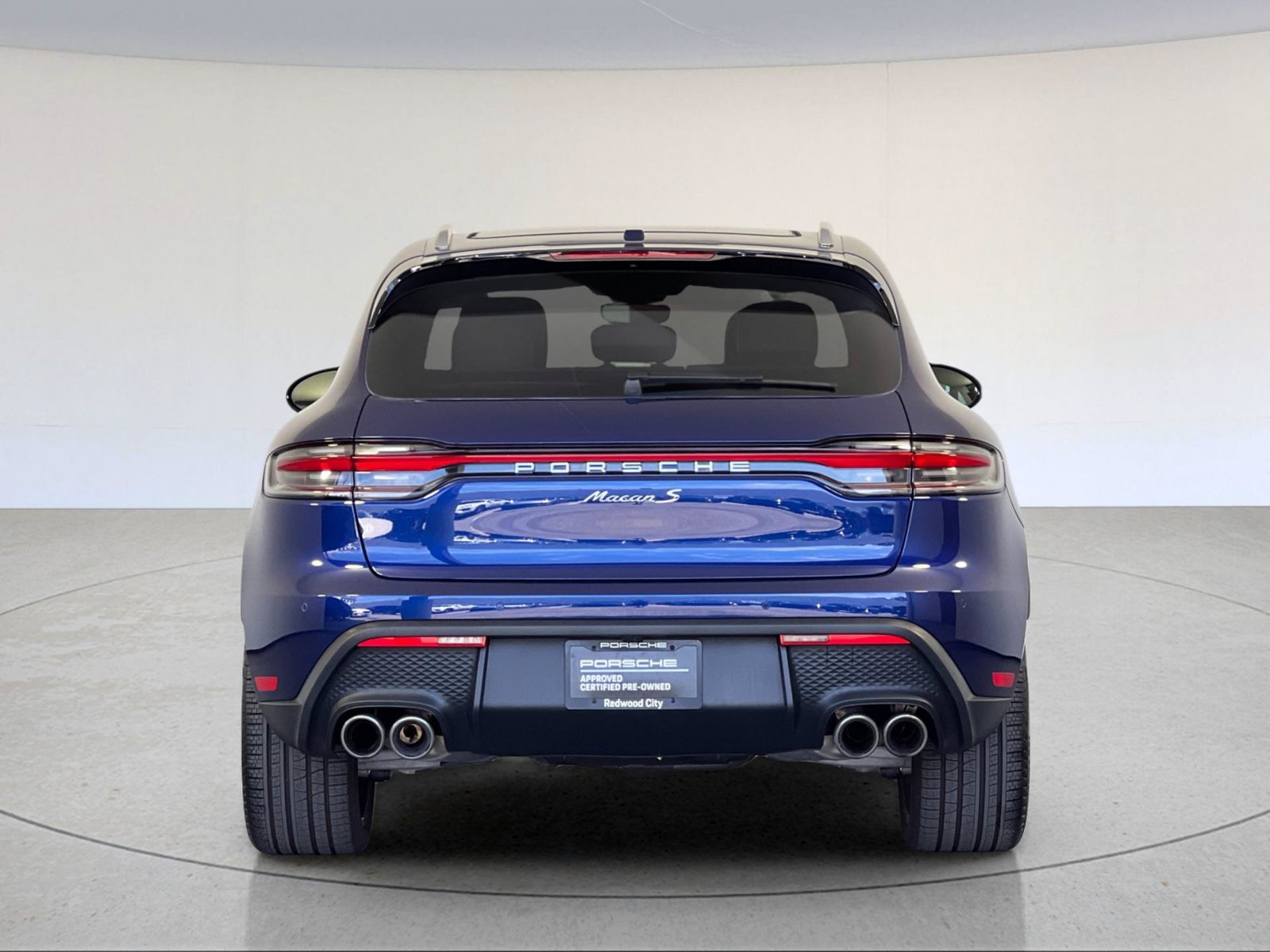 Certified 2025 Porsche Macan S AWD/4WD image 7