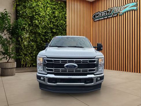 Used 2025 Ford F250 XLT AWD/4WD image 40
