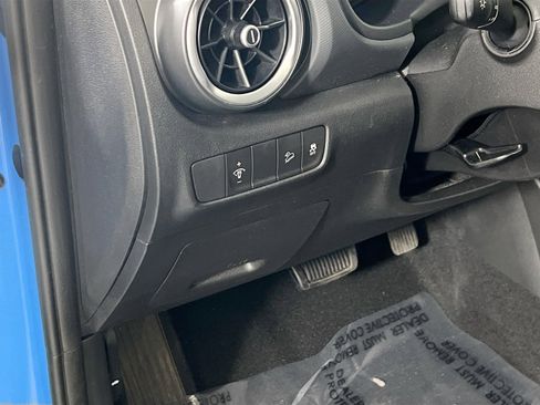 Used 2023 Hyundai Kona SEL image 10