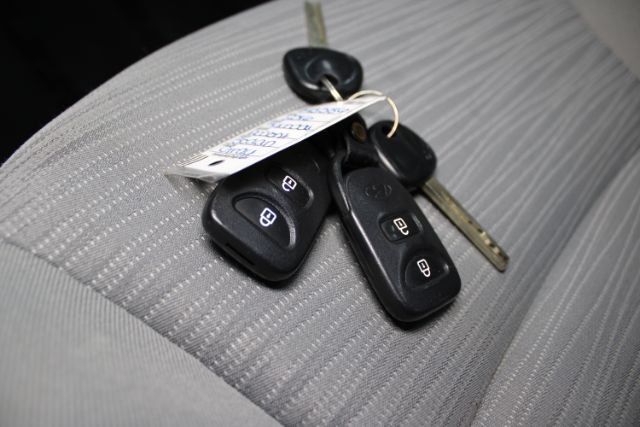 Used 2016 Hyundai Accent SE FWD image 12