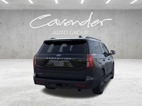 New 2025 Ford Expedition Active image 8