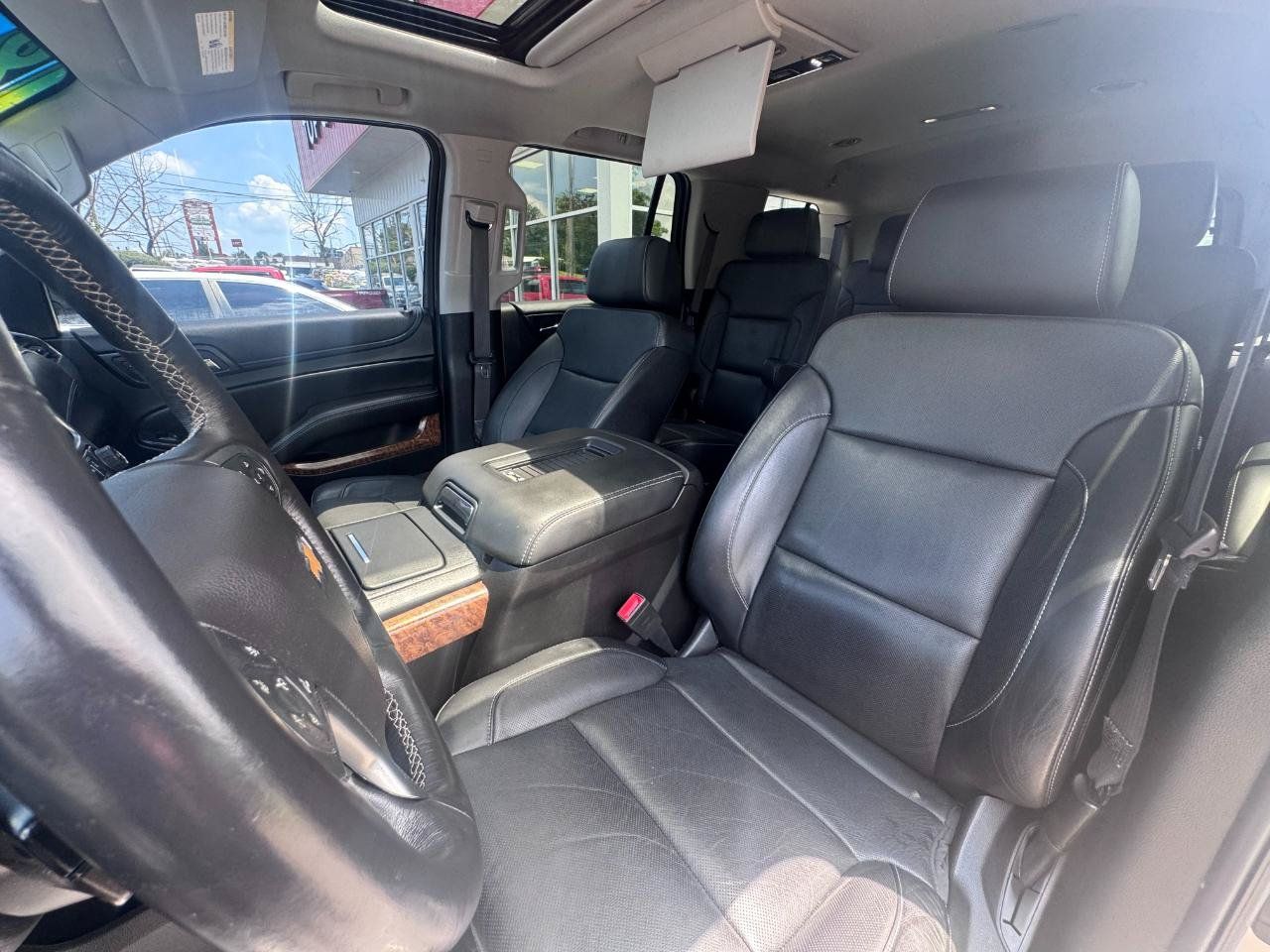 Used 2018 Chevrolet Tahoe Premier AWD/4WD image 15