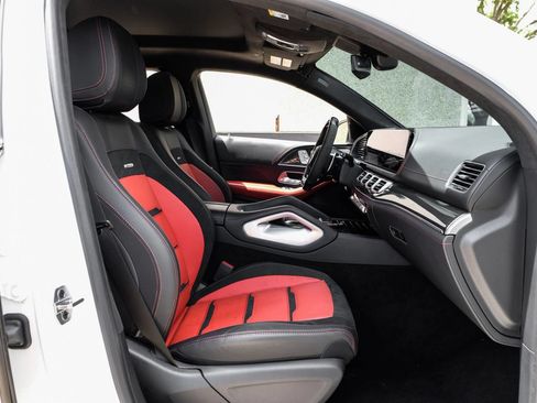 Used 2024 Mercedes-Benz GLE 63 AMG S w/ Driver Assistance Package image 32