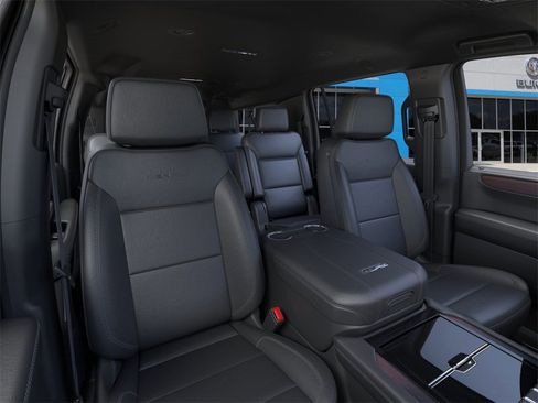 New 2025 GMC Yukon XL Denali image 16