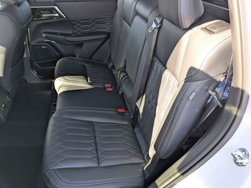 New 2026 Mitsubishi Outlander SEL FWD image 20