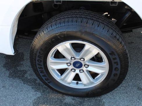 Used 2017 Ford F150 XLT w/ Trailer Tow Package image 11