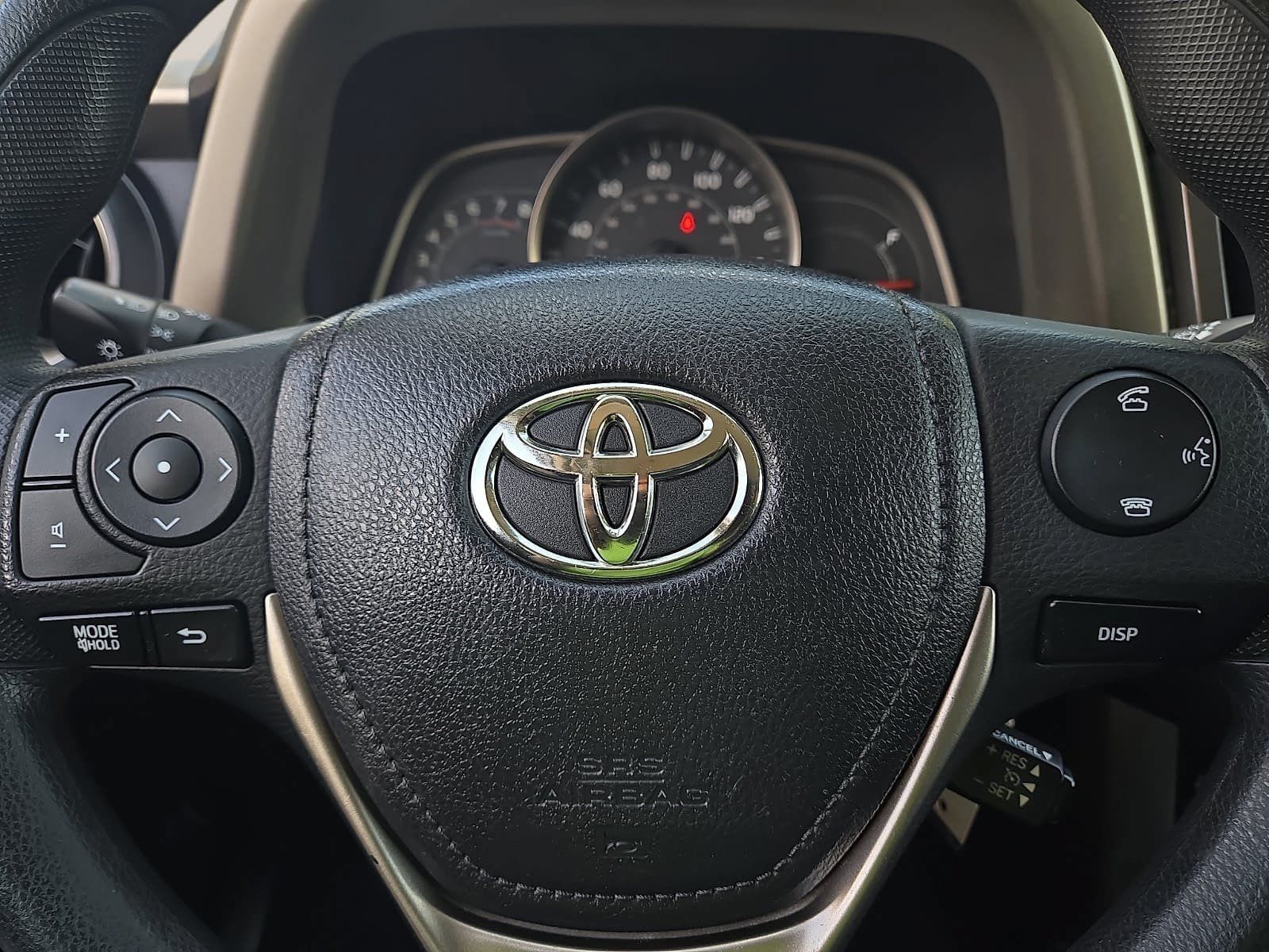 Used 2015 Toyota RAV4 LE FWD image 20