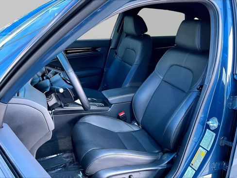 Used 2025 Honda Civic Sport Touring image 8