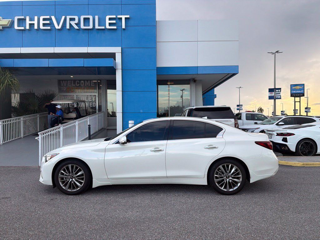 Used 2024 INFINITI Q50 Luxe w/ Cargo Package RWD image 3