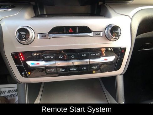 Used 2023 Ford Explorer XLT w/ Equipment Group 202A image 19