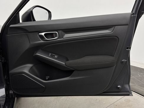 Used 2025 Honda Civic Sport image 31