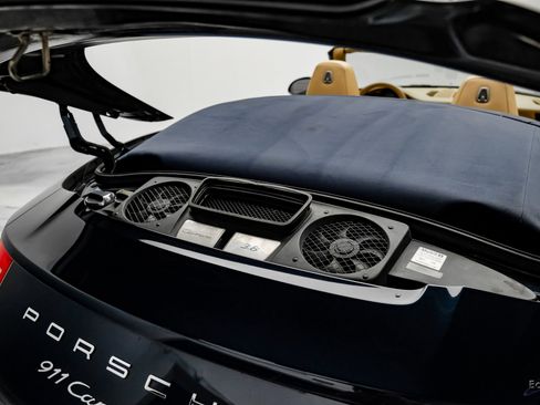 Used 2015 Porsche 911 Carrera S image 81