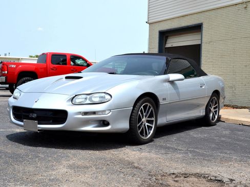 Used 2002 Chevrolet Camaro Z28 w/ SS Performance/Appearance Pkg image 50