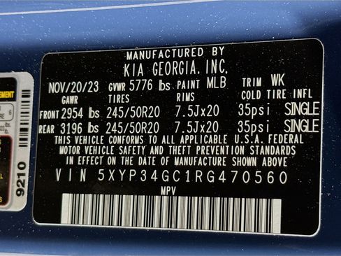 Used 2024 Kia Telluride EX image 40