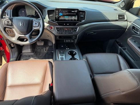 Used 2025 Honda Ridgeline RTL image 8