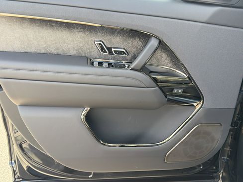 New 2026 Land Rover Range Rover Sport image 22