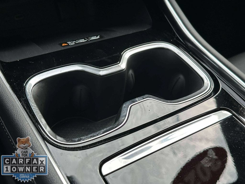 Used 2026 Chevrolet Traverse High Country w/ LPO, Floor Liner Package FWD image 29