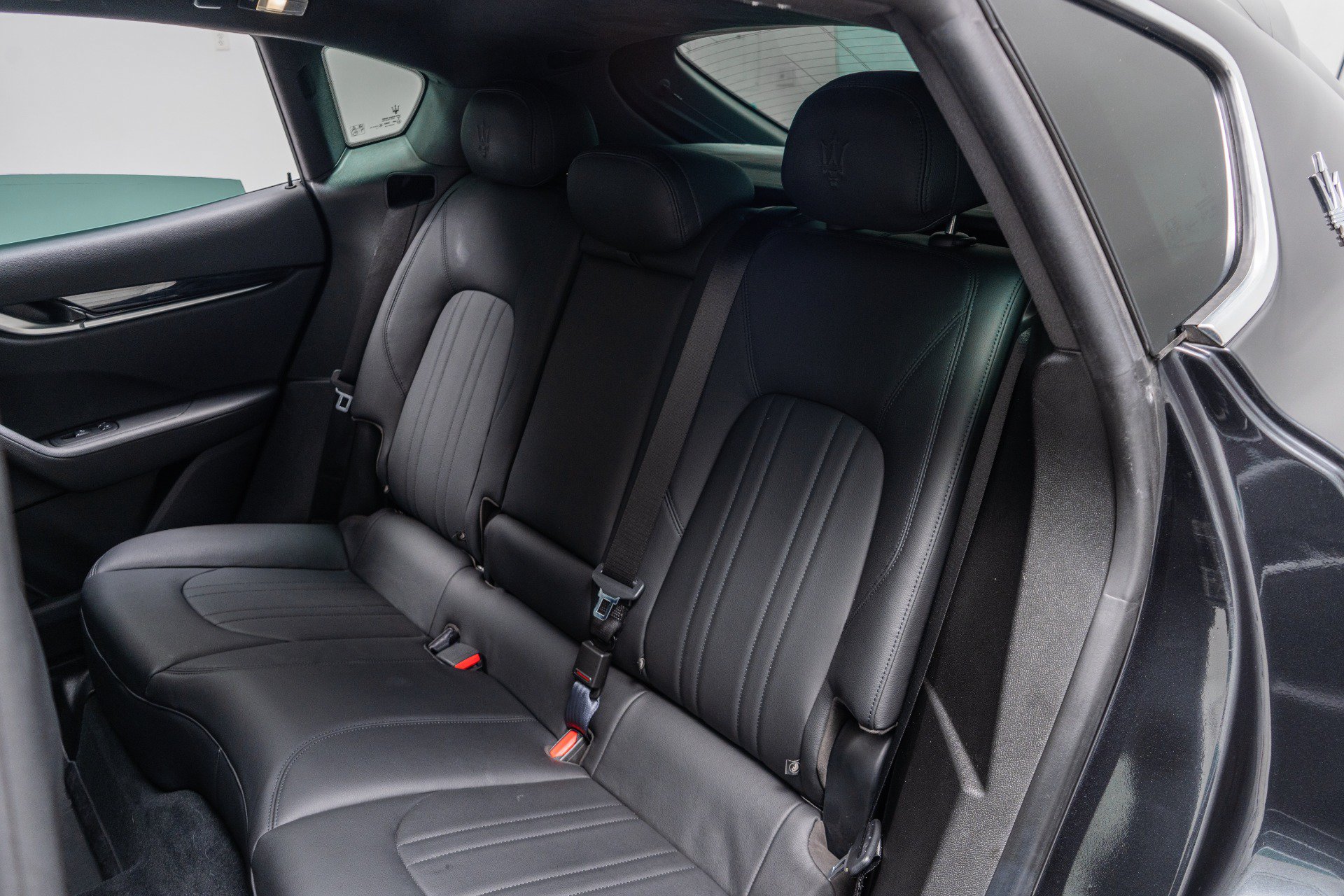 Used 2023 Maserati Levante GT AWD/4WD image 16