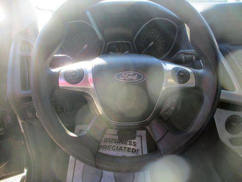 Used 2012 Ford Focus SE image 12