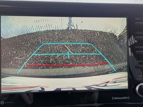 Used 2022 Toyota Corolla LE image 13