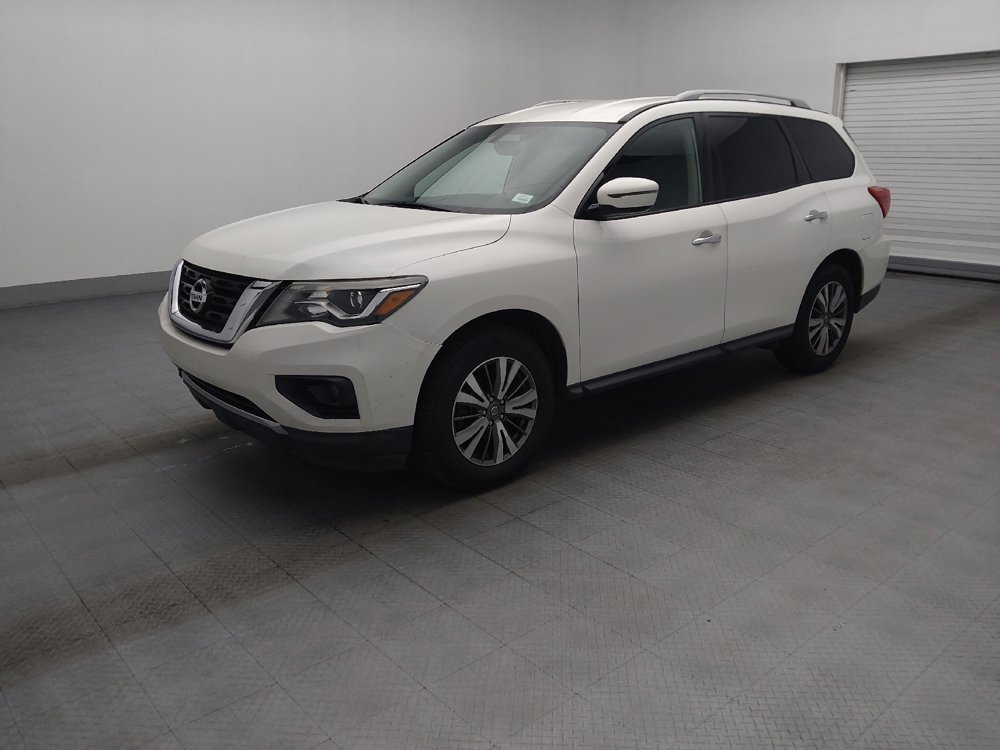 Used 2020 Nissan Pathfinder SV AWD/4WD image 2