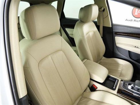 Used 2018 Audi Q5 2.0T Premium Plus w/ Premium Plus Package image 12