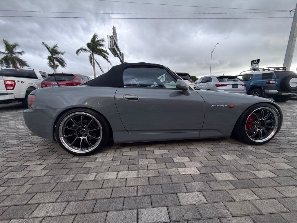 Used 2002 Honda S2000 image 10
