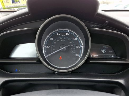 Used 2019 Toyota Yaris LE image 19