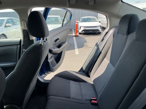 Used 2025 Nissan Sentra SV image 38