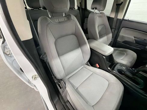Used 2019 Chevrolet Colorado W/T w/ WT Convenience Package RWD image 24