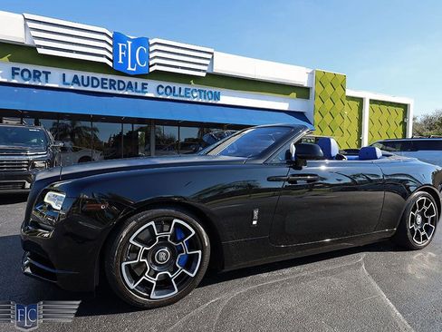 Used 2018 Rolls-Royce Dawn image 1