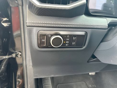 Used 2025 Ford Mustang Premium RWD image 17