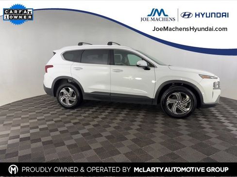 Certified 2023 Hyundai Santa Fe SEL image 2