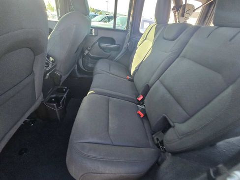 Used 2022 Jeep Wrangler Unlimited Sport image 20