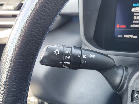 Used 2022 Toyota Tundra Platinum RWD image 35
