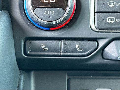 Used 2021 Chevrolet Tahoe Z71 w/ Z71 Signature Package image 20