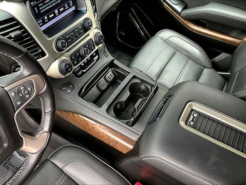 Used 2019 GMC Yukon Denali w/ Open Road Package image 17