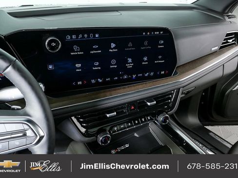 Used 2025 Chevrolet Tahoe High Country w/ Sun And Tow Package image 13