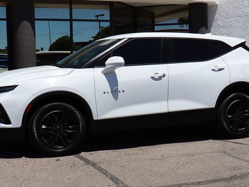 Used 2021 Chevrolet Blazer LT FWD image 7