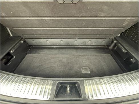 Used 2024 Kia Telluride SX Prestige image 17